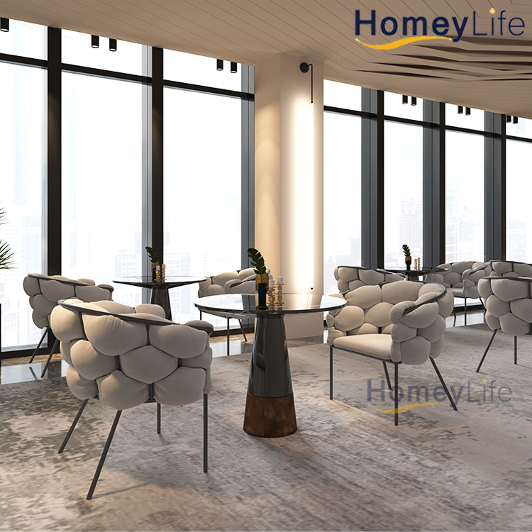 Nordic Style Modern Outdoor Banquet Furniture Velvet Armrest Home Lounge Restaurant Dining Chair for Living Room